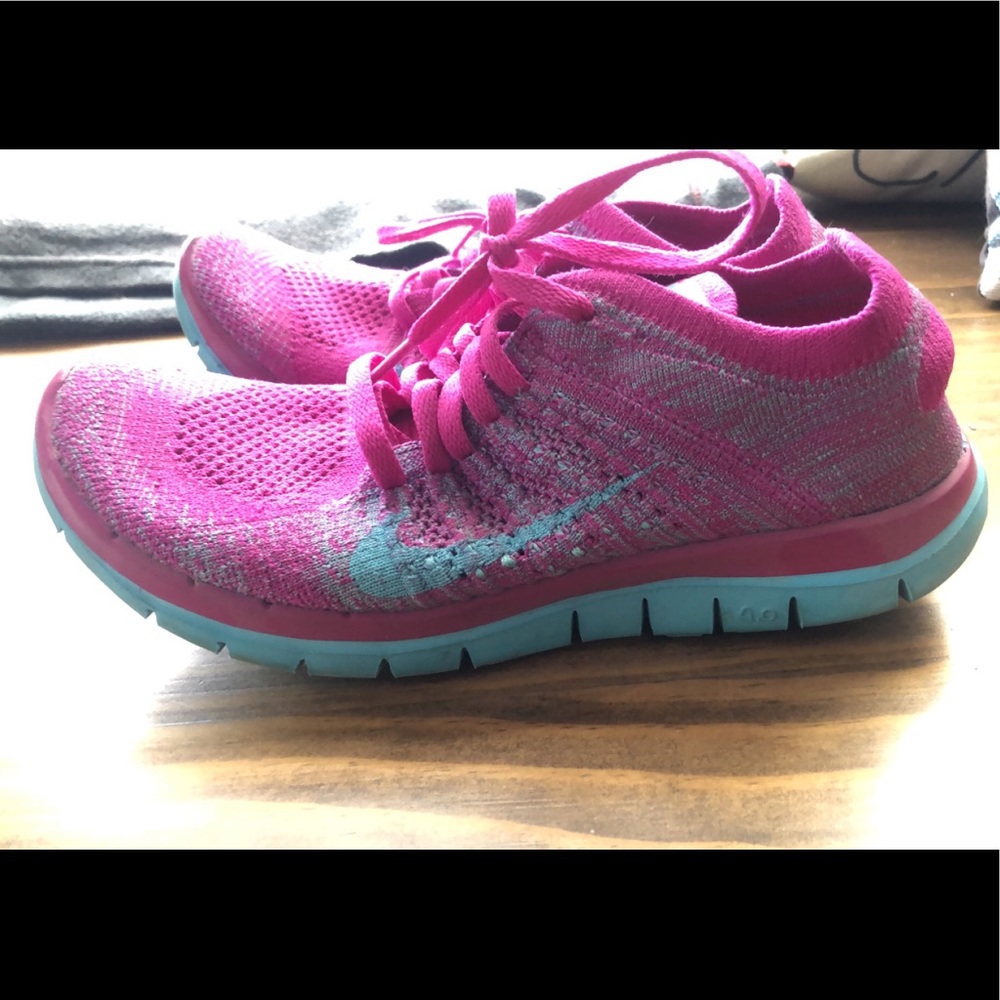 Nike free run fly knit